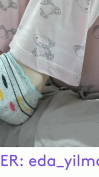 足-足フェチ-トルコ足-トルコ足フェチ-靴下-ストッキングフェチ-トルコポルノ-トルコのMILF