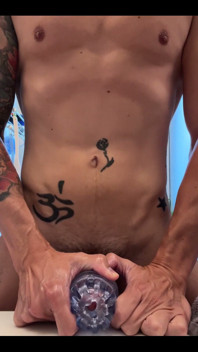 I Love Cumming While I Use My Toy