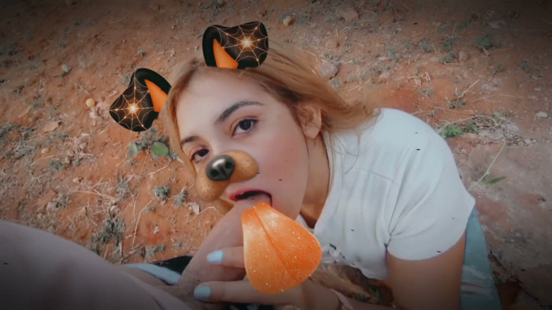 Latinascachondas: Bionda Scopata Con Il Filtro per La Faccia Snap