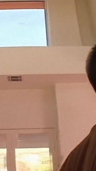 Calda bionda viene appassionatamente leccata e sditalinata