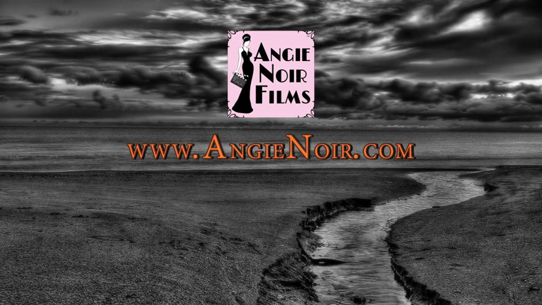 Angie Noir: Matrigna e figliastra seduzione lesbica con Angie Noir e Ginary