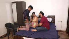 NIGHTMOOD: India invitó a su hermanastra a ver una película para...