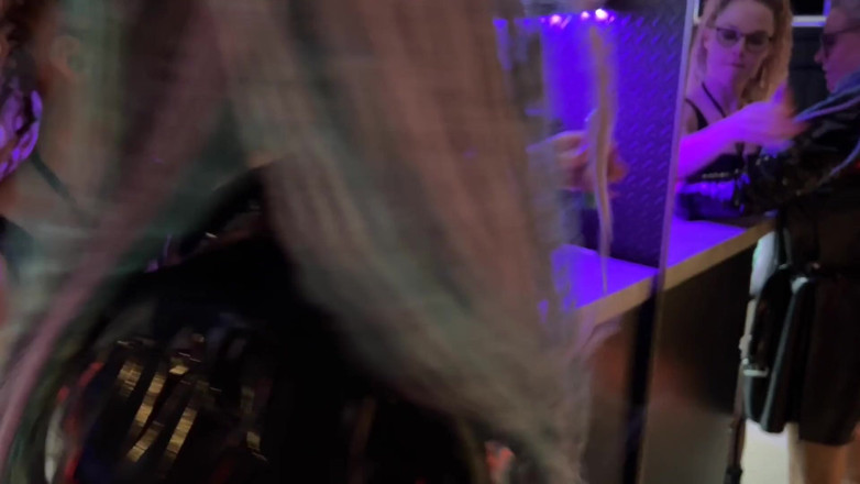 Domina Dark: Dommes Sex před otrokem