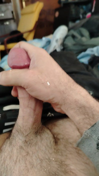 A Quick Cumshot 1