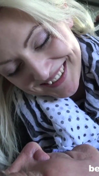 Katy Rose lubi pieprzyć starego kolesia Woody'ego