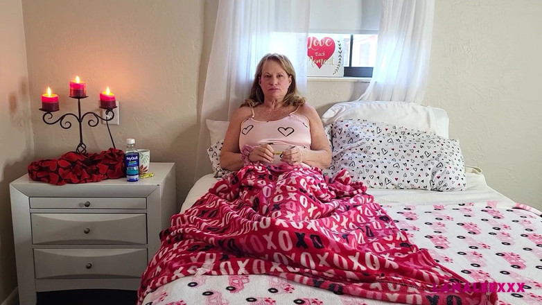 Lana Lee: Nemocná Lana Lee Se Vyléčí Masivním Ptákem Hung Kamaráda