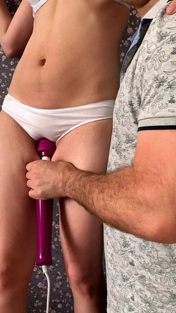 Julia-Softdome: Female Orgasm Contractions Home Video