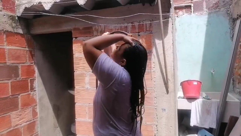 Adribella69: Najmu si tuto dívku a jsem překvapen, že má skvělý zadek