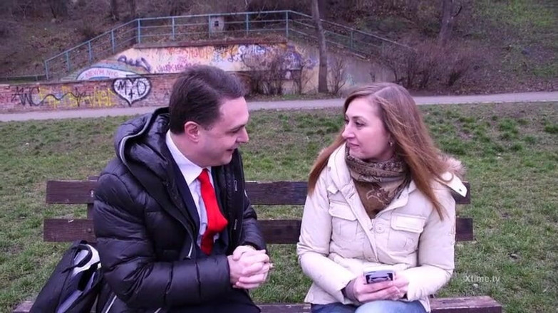 Andrea Dipre Channel: Pijpen in een park voor de koning van trash porno...