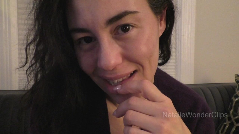 Natalie Wonder: Cariño, solo tuve que seguir mirando