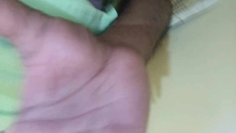 Apple baby: Ama de casa cabalga con hermanastro