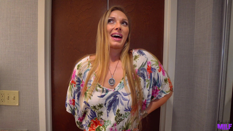 BrattyMilf: Stepmom Has a New Crush - S6:e2