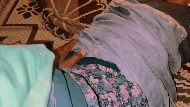 Ritu: Desi Video Bhabhi