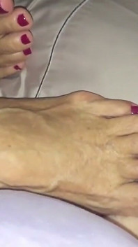 La abuela Ann quiere una gran corrida en hertoes mientras habla sucio