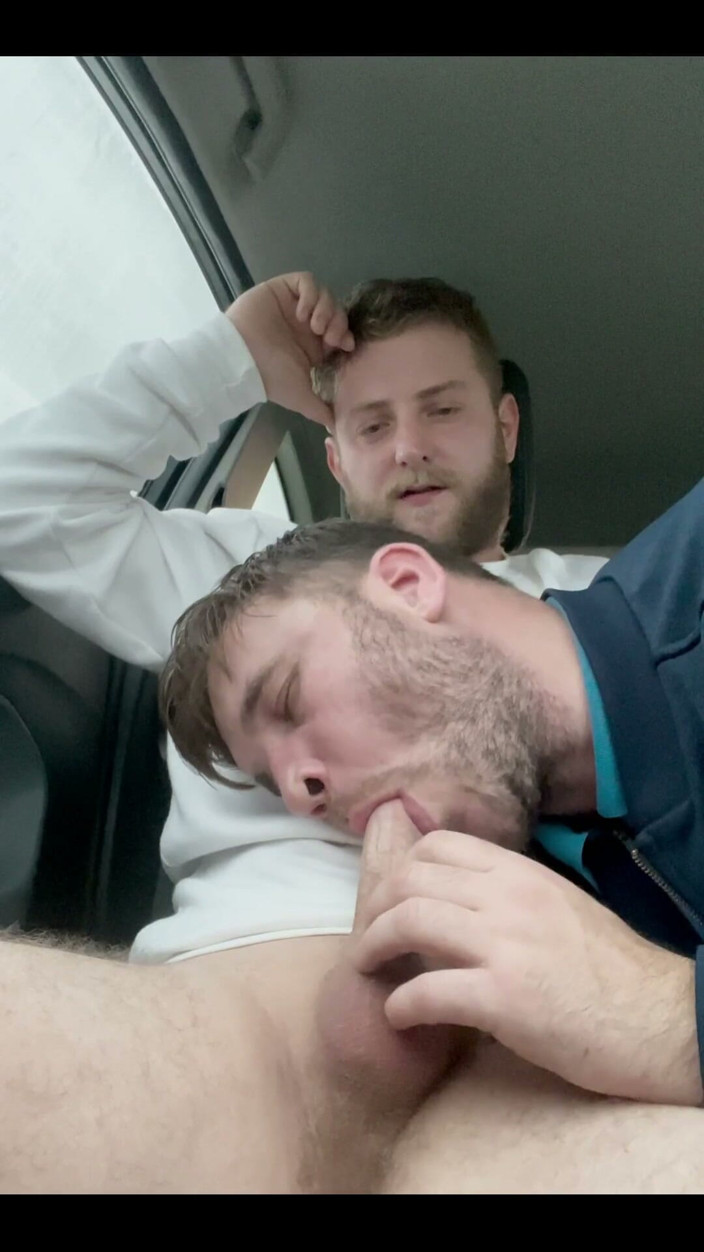 GlennandSonny: Car Suck and Swallow