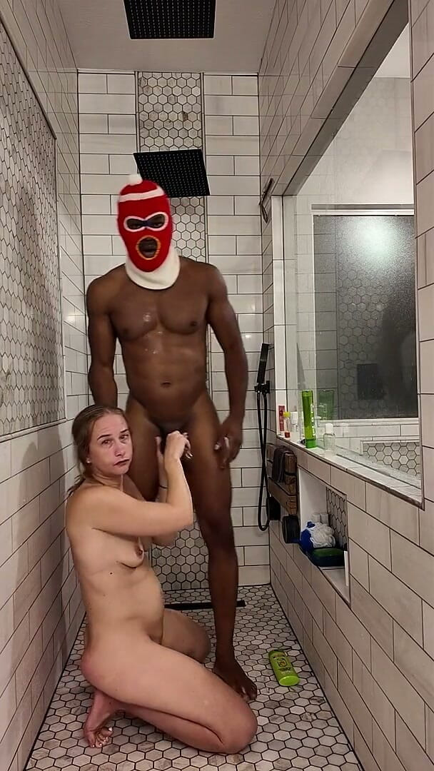 Jackrackemxxx: Grote zwarte lul anaal neuken wilde slet onder de douche