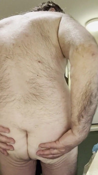 코치 칼의 엉덩이 6240