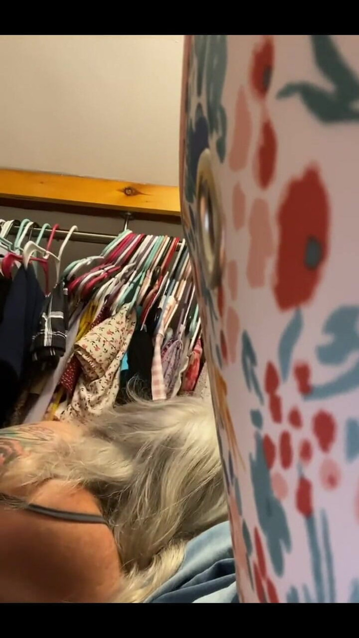 PaintedRose: Muito bom em esconder coisas.