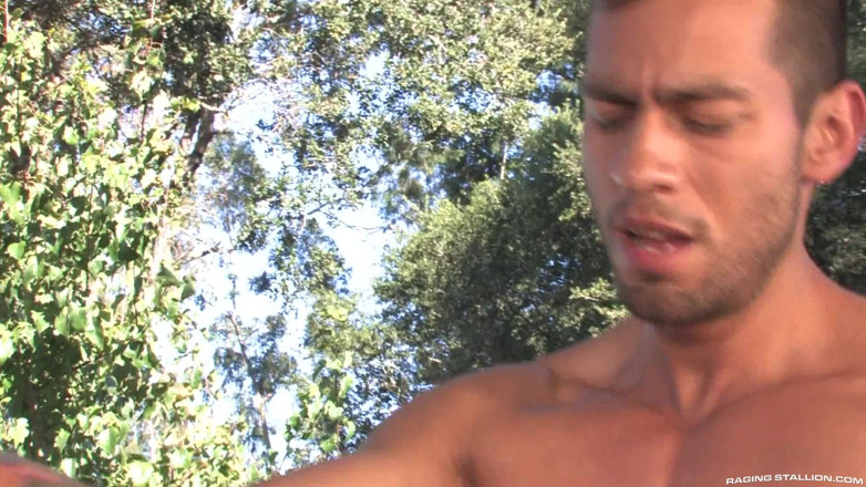 Raging Stallion: Obryně, část 2