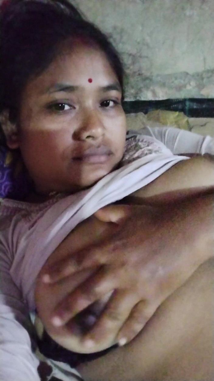 Mg3947731: Ogromne cycki indyjska milf paski Saree Choli i rucha się...