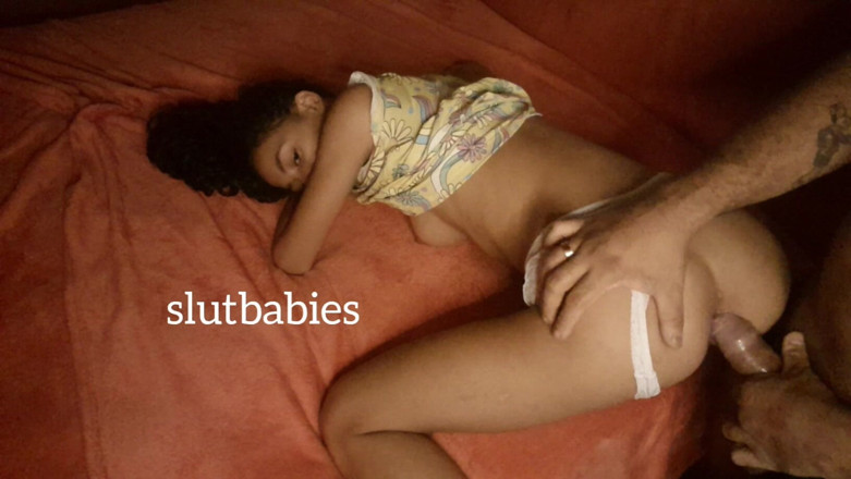 Bebes vagabundas: 내 뜨거운 의붓딸의 엉덩이를 100% 항문 핥기