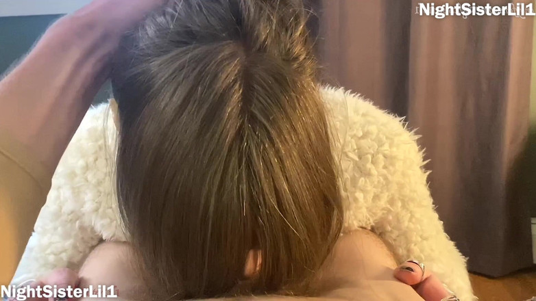 NightSisterLil1: Fille trans élégante, beaux yeux, pipe sensuelle, éjaculation dans la bouche