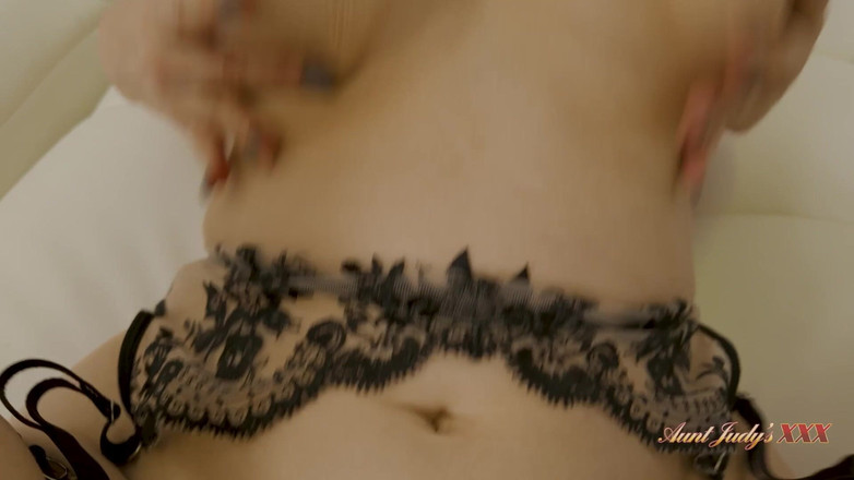 Aunt Judy's XXX: AuntJudysXXX - Máy bay bà già tóc đỏ vú to Melody Mynx...
