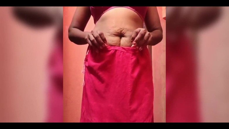 Ammukutty88: Ammu după baie schimba rochia