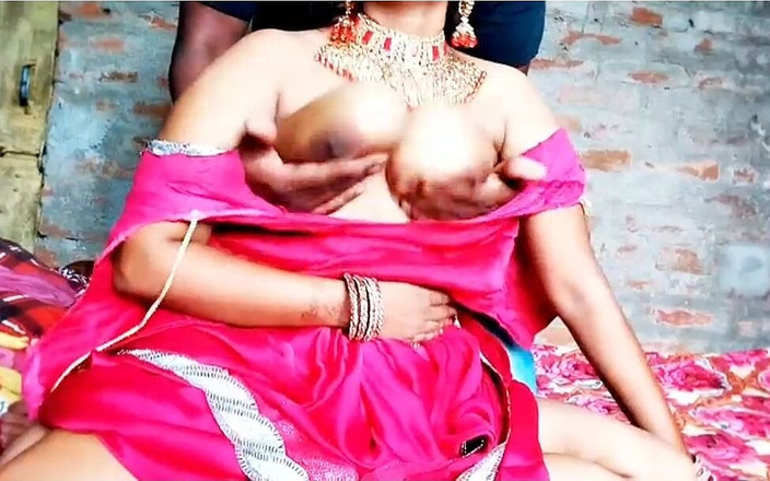 House stage: リアル・チュダイ・インディアン・バービ・ジャブラスト・ガジャブ・キ・チュット・チャヒエからキジエにマッサージを