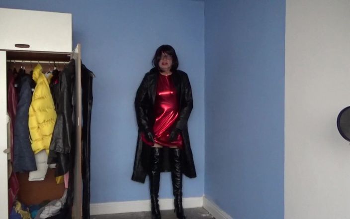 Leather Kirsten: Tổng hợp trang phục mới
