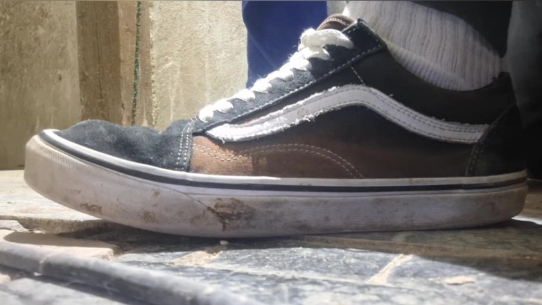 jerkofflover: Я хвастаюсь своими кроссовками Vans, компиляцией лучших с Vans