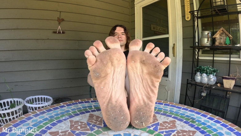 Mr Dimples: Showing off My Dirty Feet