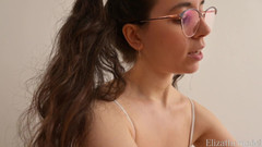 ElizaTheModel: Bh-loze kapper wordt nat