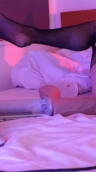 더 많은 포르노와 함께 밖으로 진정..