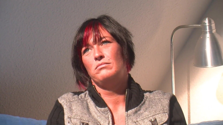 BB video: Au băgat jucăriile sexuale în timp ce sunt filmate de Bb-video