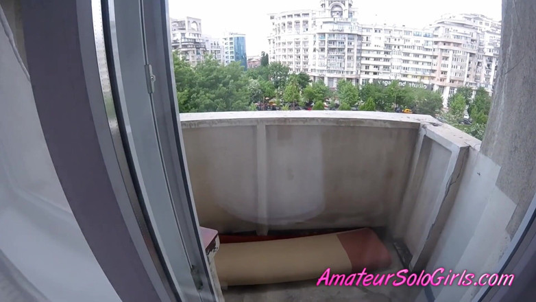 Amateur Solo Girls: Dildo-euphorie