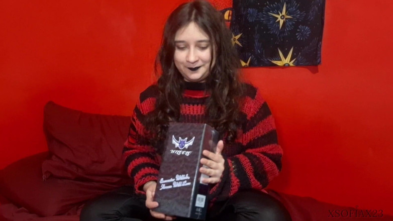 Sofia Nightshade: Unboxing My New Toy
