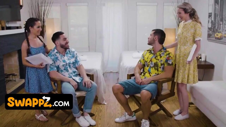 Swappz: Худенькие падчерицы хотят настоящие члены