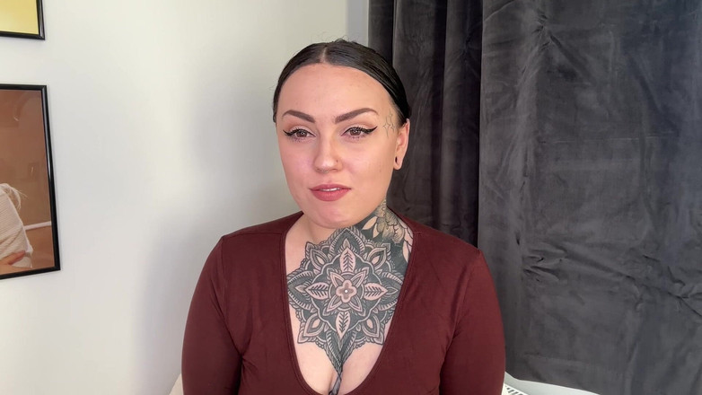 Miss Valentina: Karından sonsuz ateşli