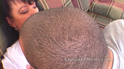 Xes Network: supar kaamuk hot masti bhari moti bari gand vaali gori...