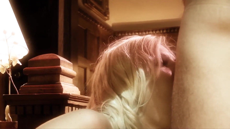 Milf taboo: Соблазнительную милфу Michelle Thorne - шлюшку с огромными грудями и бритой киской трахают длинным членом