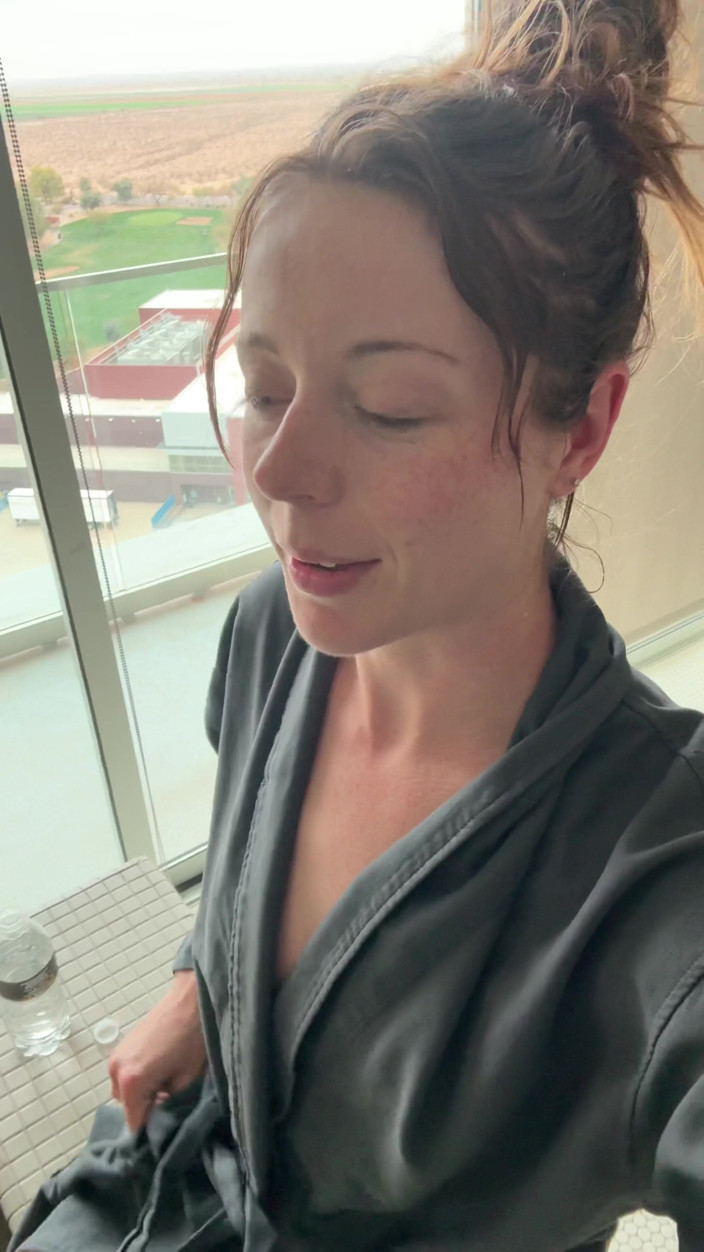 Nadia Foxx: Orgasm in the Spa