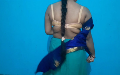 Midnightsiren: मैंने अपने कपड़े उतारे और अपने पास रखे