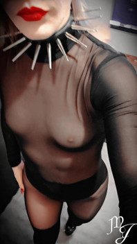 天然全身紧身连衣裤尼龙调教情妇朱莉娅