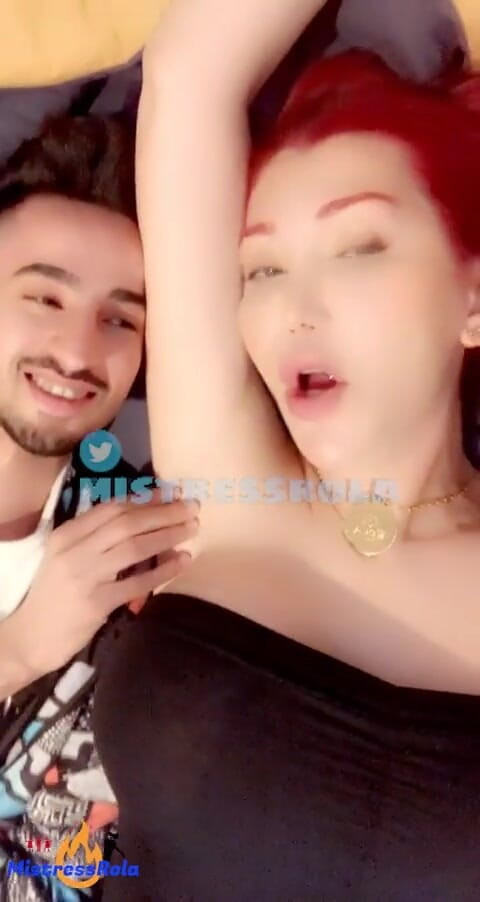 Mistressrola: Leccami le ascelle e scopami