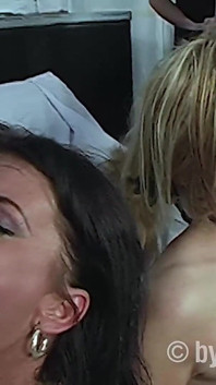 Gang bang con mogli di gole dello sperma