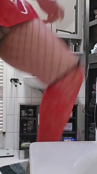 Linda Femboy en medias de red