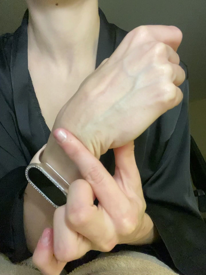 Princess Aisha: Yummy Plumped Veins