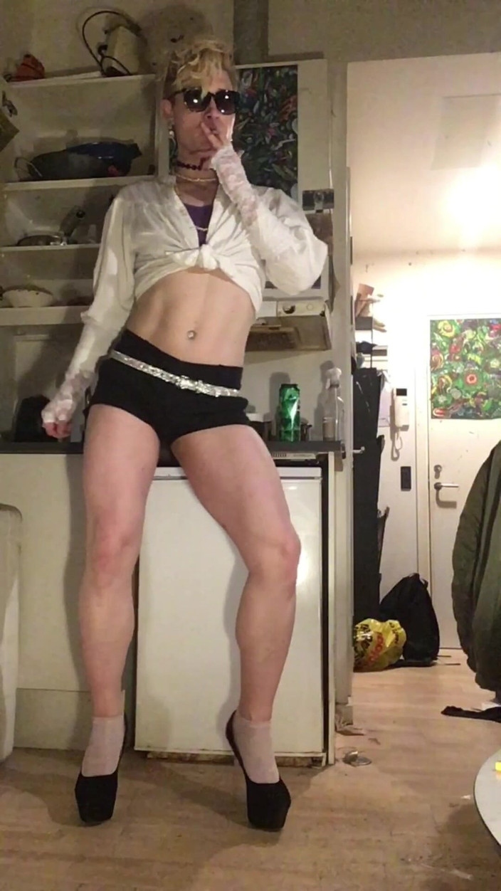 Sissy Cindy Slut: Sissy Frocio Jes Brinch Pantaloni Caldi