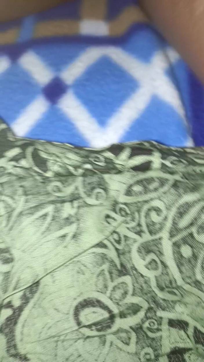 Indianvideos8080: Ibu rumah tangga desa India lagi asik di rumah